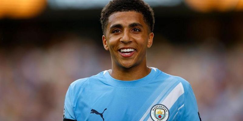 Kỹ thuật đá bóng của cầu thủ