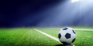 Khoảnh khắc bóng bay vào lưới trong một tình huống quyết định