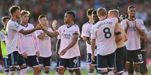 Arsenal thể hiện bản sắc pressing qua lối chơi chiến thuật linh hoạt