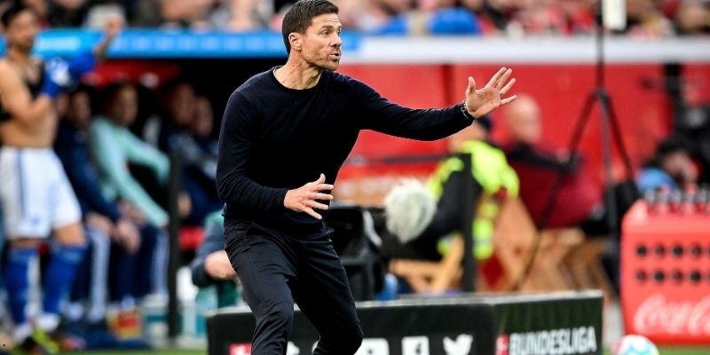 Xabi Alonso xây dựng Leverkusen kết hợp kinh nghiệm và sức trẻ